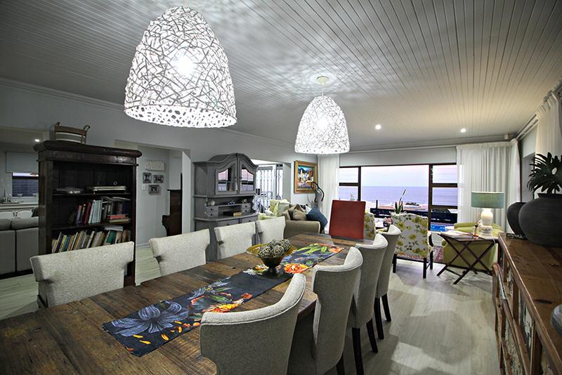 6 Bedroom Property for Sale in Reebok Western Cape